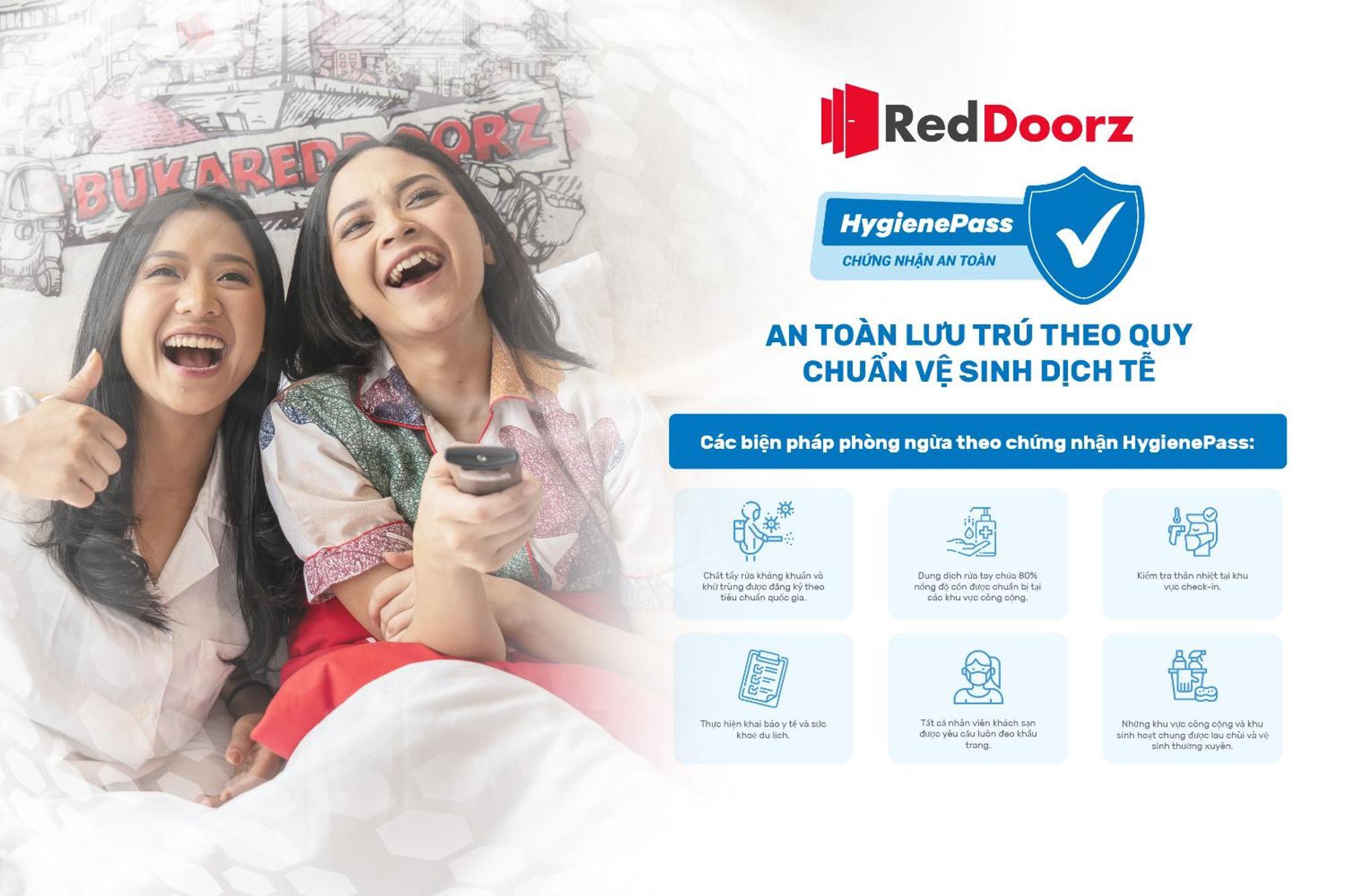 Reddoorz Plus Near Vincom Go Vap 3 Ho Chi Minh City Exterior photo